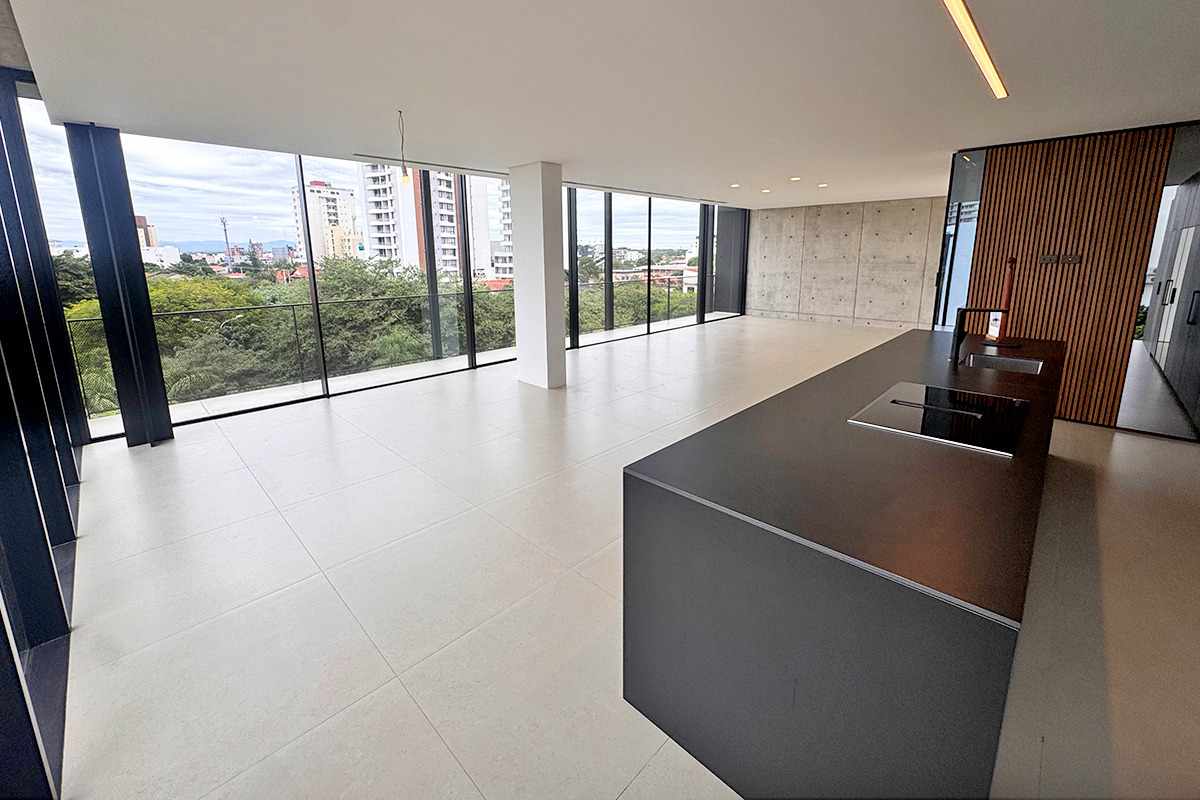 Departamento en VentaEquipetrol plaza Italia entre 2do y 3er anillo  2 dormitorios 3 baños 2 parqueos Foto 23