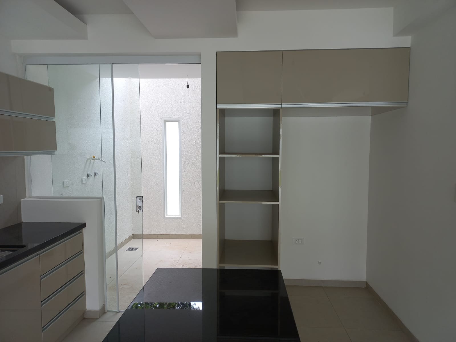 Casa en Entre 8vo y 9no anillo Norte en Santa Cruz de la Sierra 3 dormitorios 7 baños 2 parqueos Foto 20