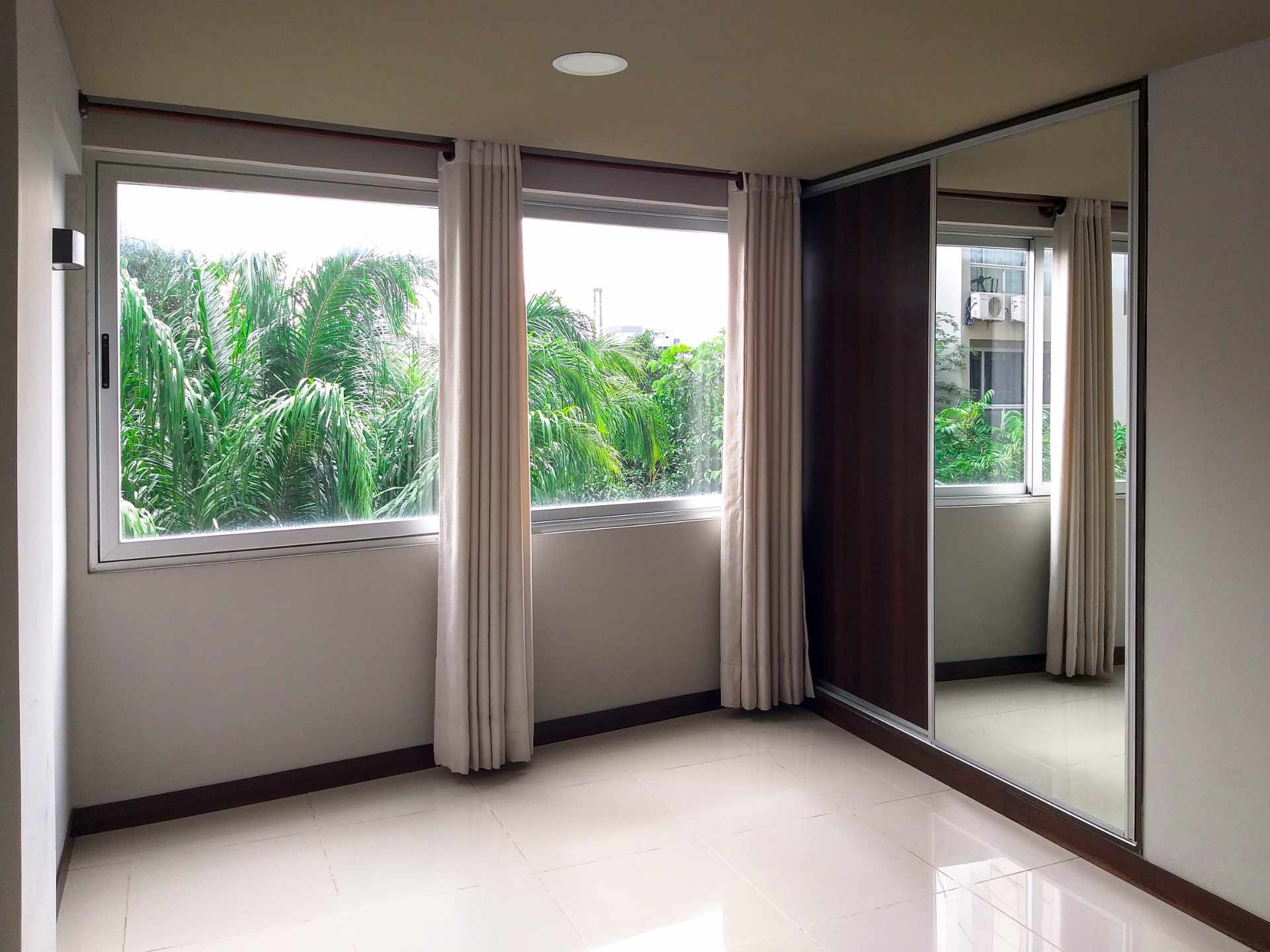 Departamento en AlquilerTorres Evolution - Tercer anillo Interno y Av. Beni - Zona Norte 1 dormitorios 1 baños 1 parqueos Foto 5