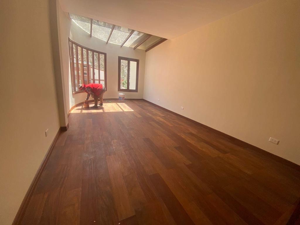 Casa en Aranjuez en La Paz 5 dormitorios 6 baños 2 parqueos Foto 13