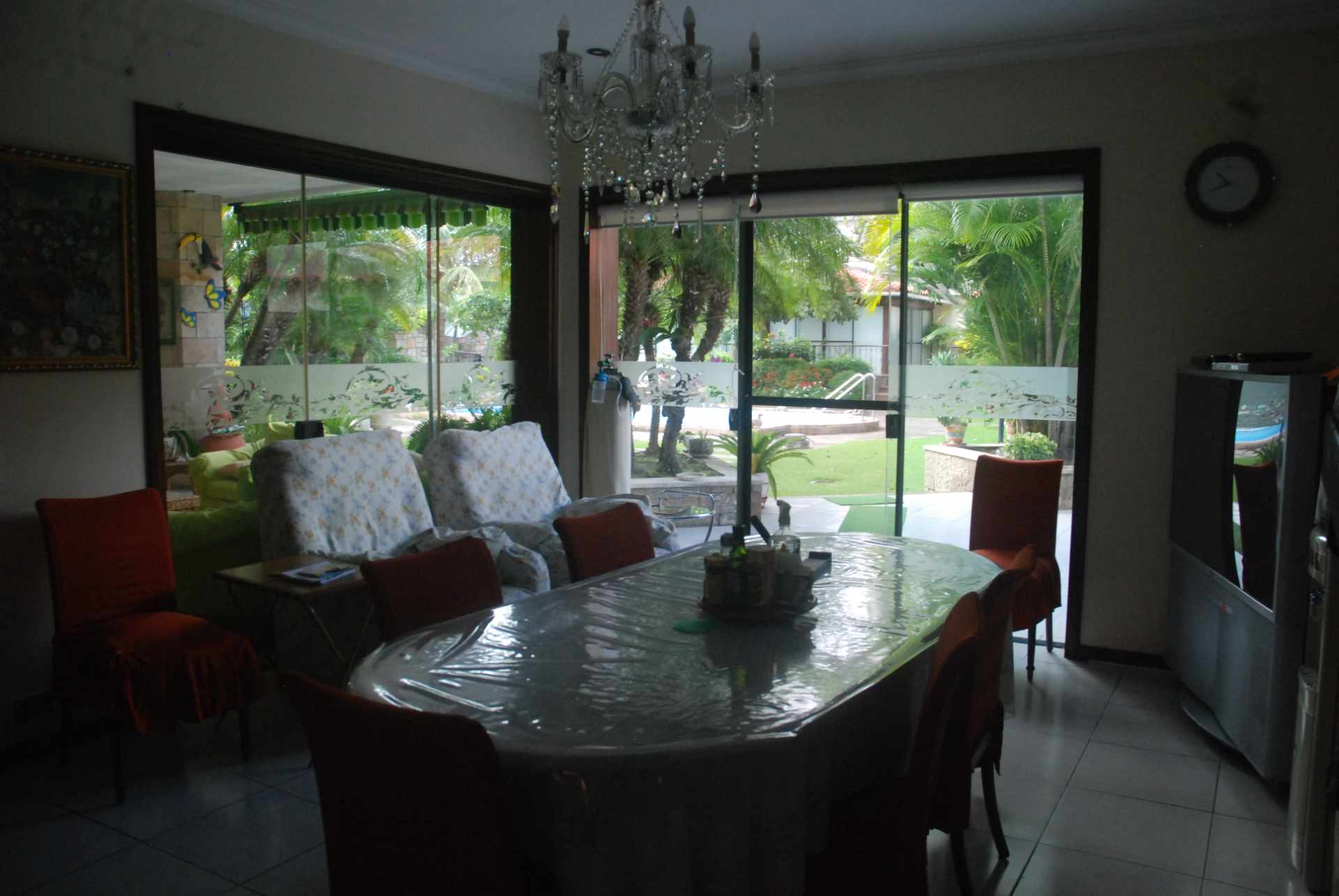 Casa en AlquilerBarrio Sirari 5 dormitorios 7 baños 2 parqueos Foto 16