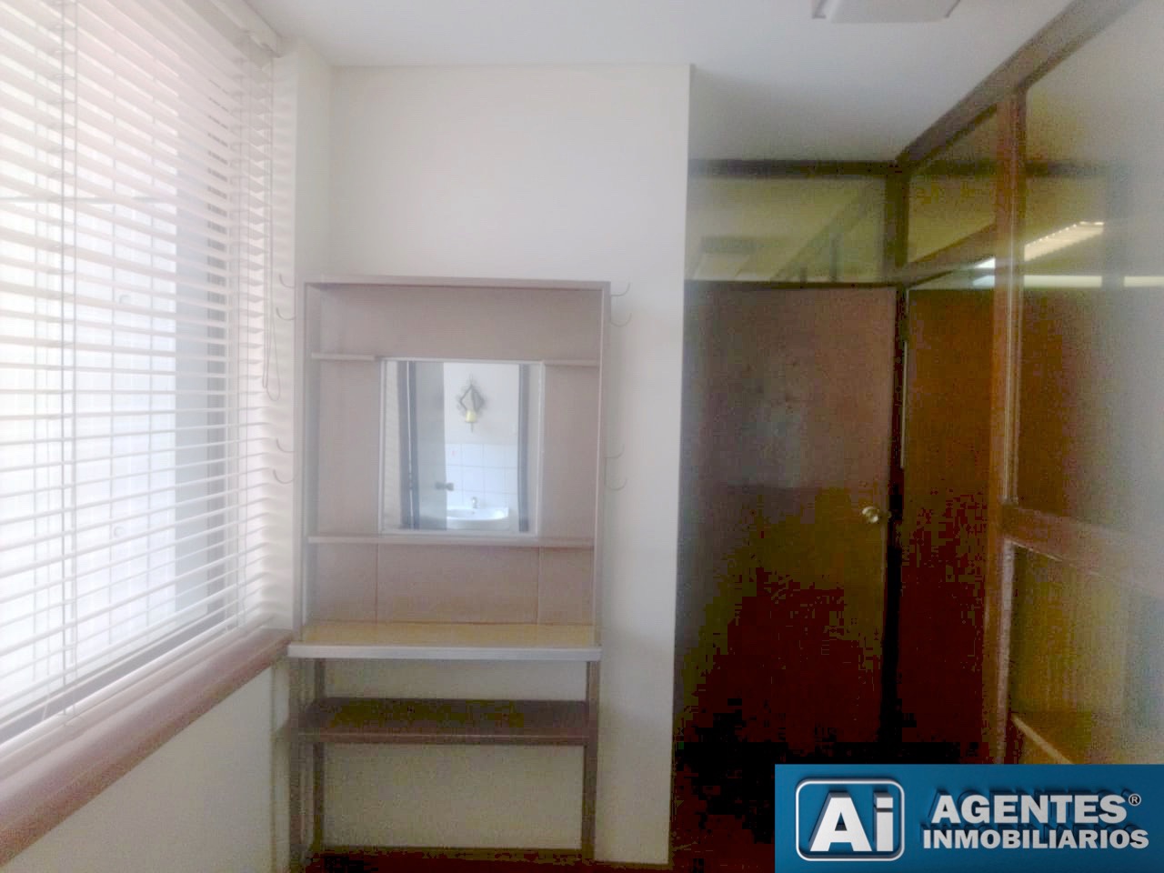 Oficina en AlquilerZONA CENTRAL, CALLE POTOSI 3 dormitorios 1 baños  Foto 4