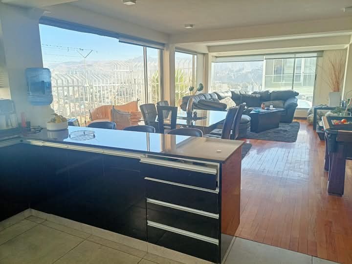 Casa en Auquisamaña en La Paz 4 dormitorios 4 baños 2 parqueos Foto 5