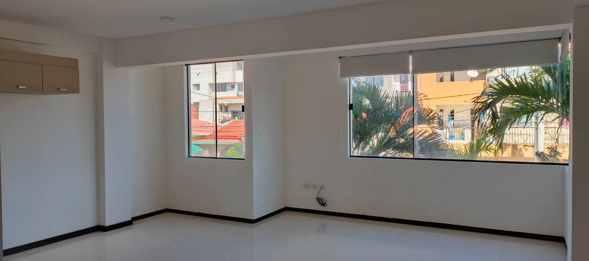 Departamento en Entre 3er y 4to anillo Norte en Santa Cruz de la Sierra 2 dormitorios 2 baños 1 parqueos Foto 5