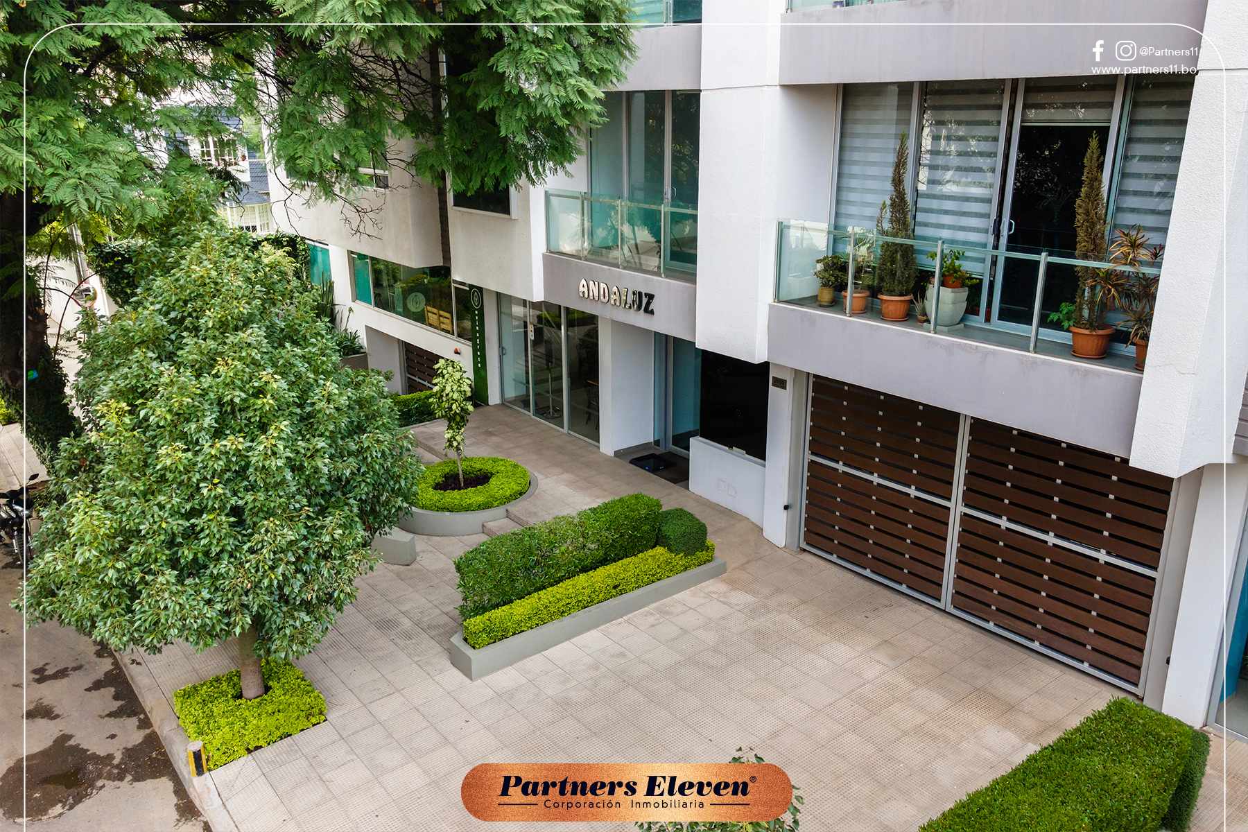 Departamento en VentaDEPARTAMENTO EN VENTA - EDIFICIO ANDALUZ. Calle Pasos Kanki casi Huallparrimachi. 2 dormitorios 3 baños 1 parqueos Foto 15