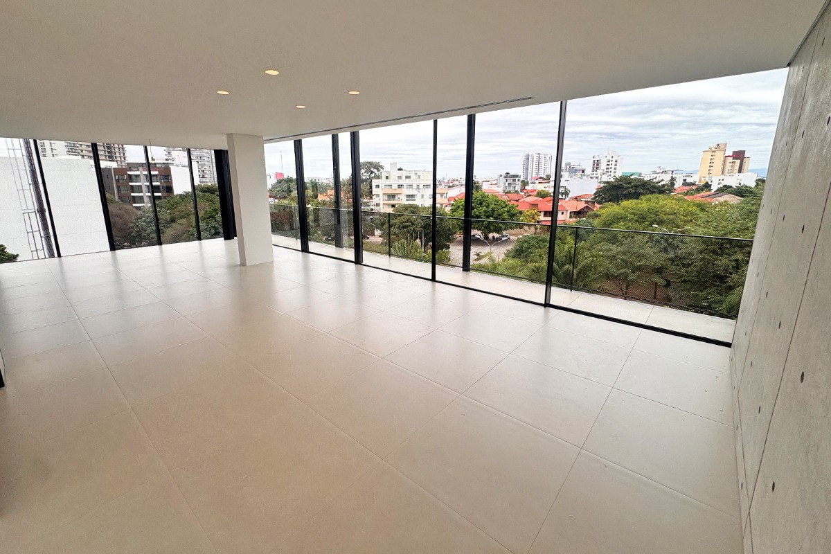 Departamento en VentaEquipetrol plaza Italia entre 2do y 3er anillo  2 dormitorios 3 baños 2 parqueos Foto 20