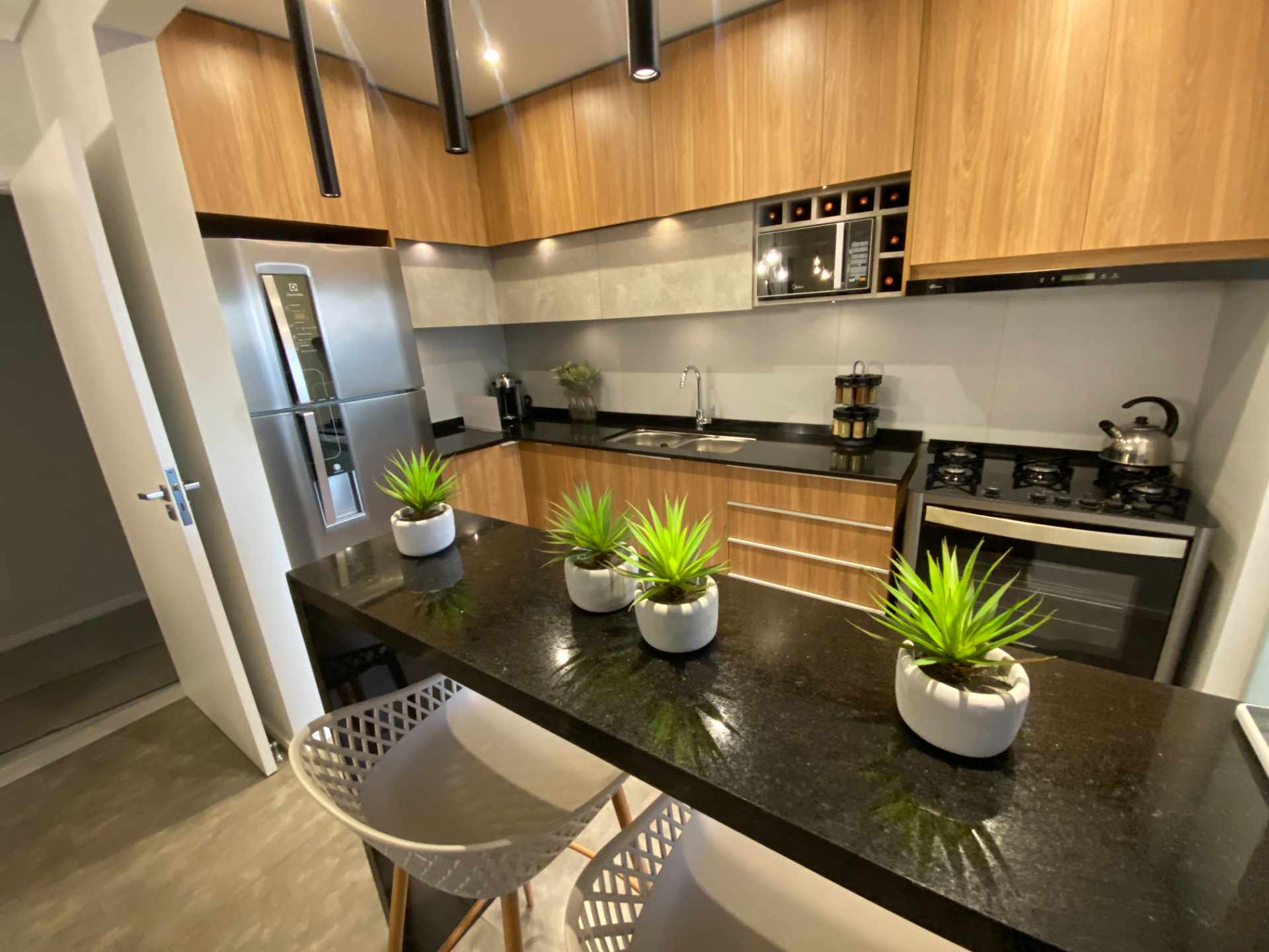 Departamento en AlquilerEdificio Triii. Av. Canal Pedro Velez entre 7mo y 8vo anillo.  3 dormitorios 2 baños 1 parqueos Foto 6