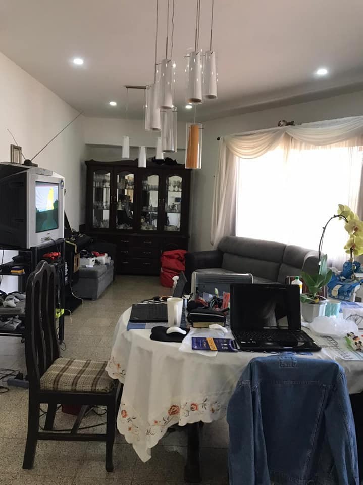 Local comercial en VentaSOBRE AVENIDA SANTOS DUMOUNT AL LADO DEL MERCADO RAMAFA  7 baños  Foto 2
