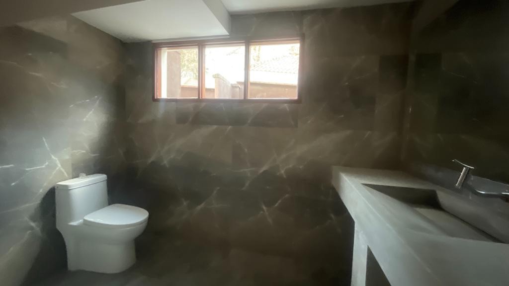 Casa en Aranjuez en La Paz 5 dormitorios 6 baños 2 parqueos Foto 9