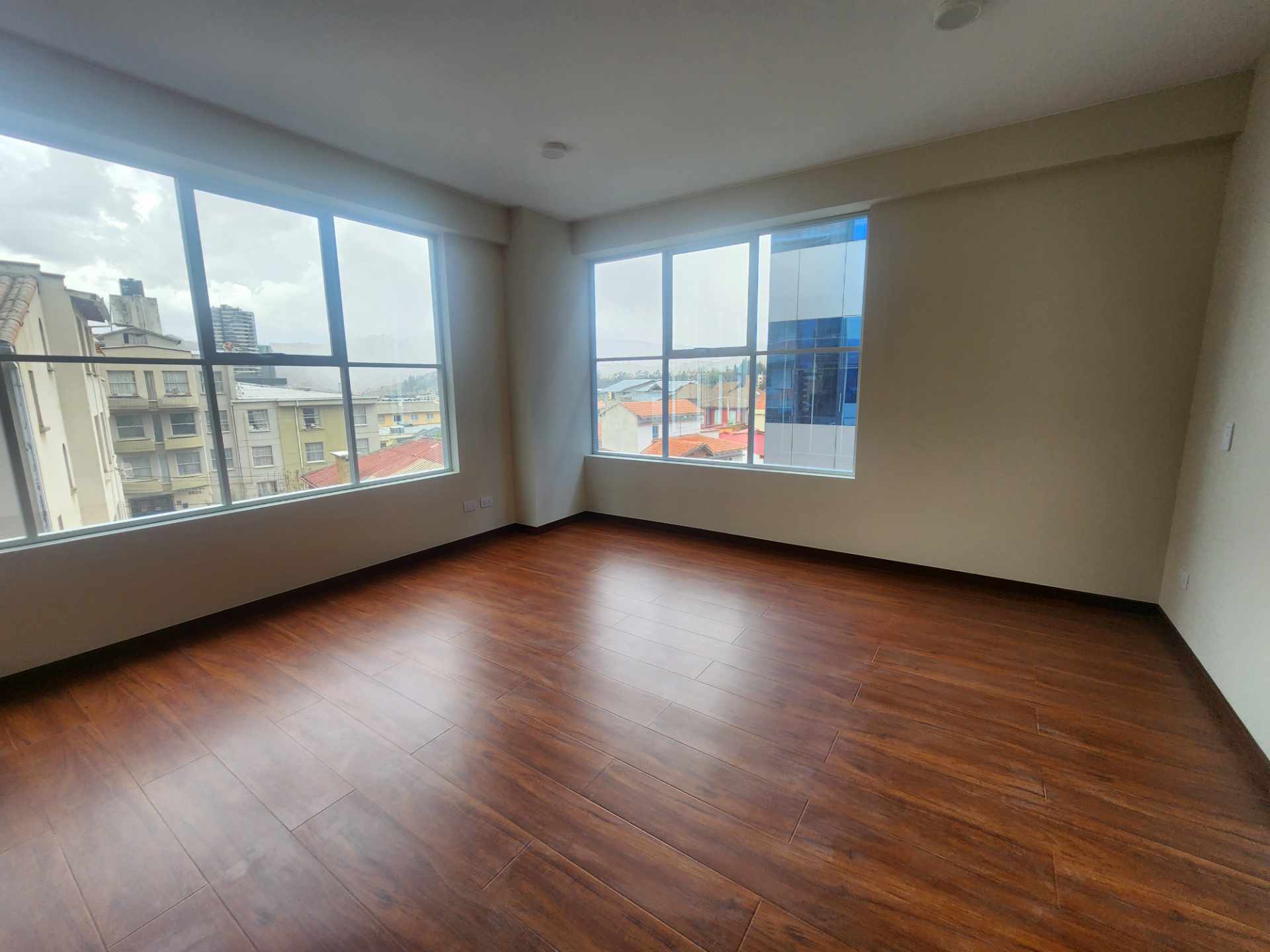 Departamento en Achumani en La Paz 2 dormitorios 2 baños 1 parqueos Foto 8
