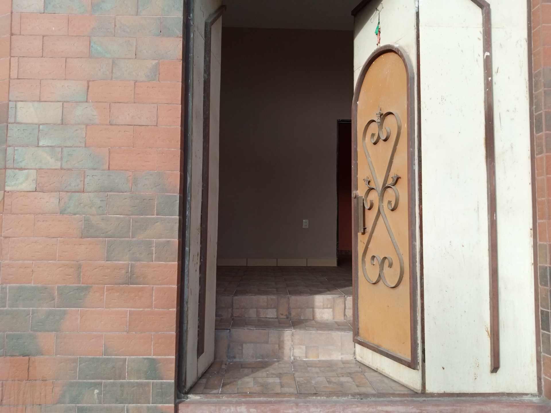 Local comercial en AnticréticoZona pampahasi Av. Circunvalación A Nro 81 Foto 5