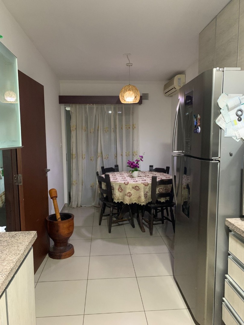 Casa en VentaZONA NORTE POR LA AV. G77 3 dormitorios 3 baños 2 parqueos Foto 9