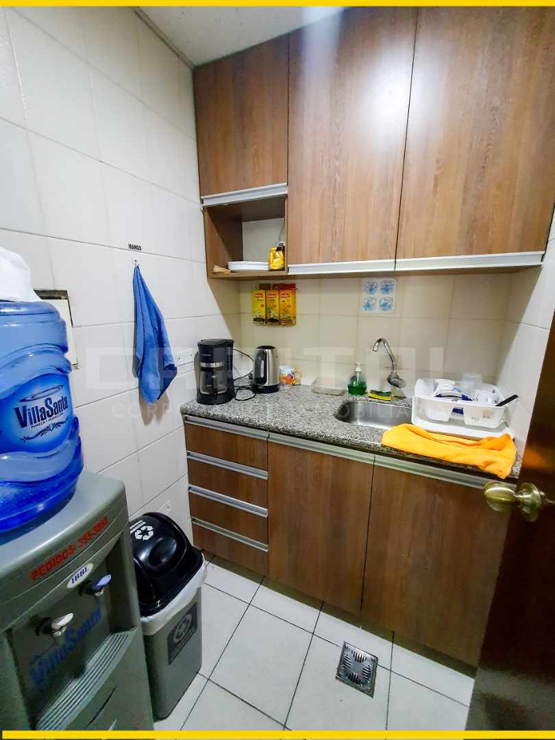 Oficina EN EDIFICIO EMPRESARIAL – ALQUILO OFICINA PARA EMPRESA DE PRIMER NIVEL Foto 4