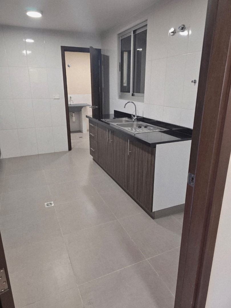 Departamento en San Jorge en La Paz 4 dormitorios 4 baños 1 parqueos Foto 5