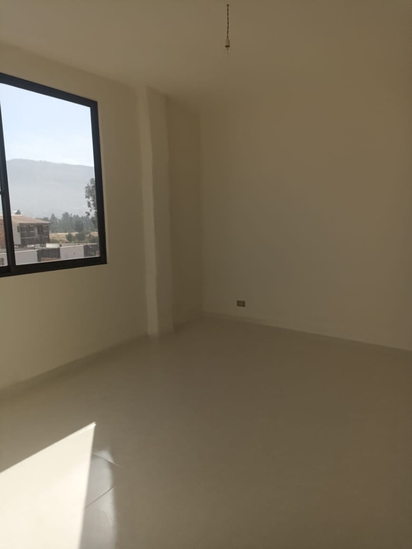 Casa CASA EN VENTA FINANCIAMIENTO BANCARIO AL 100%🚨
                              💵 76.000$us💵 Foto 2