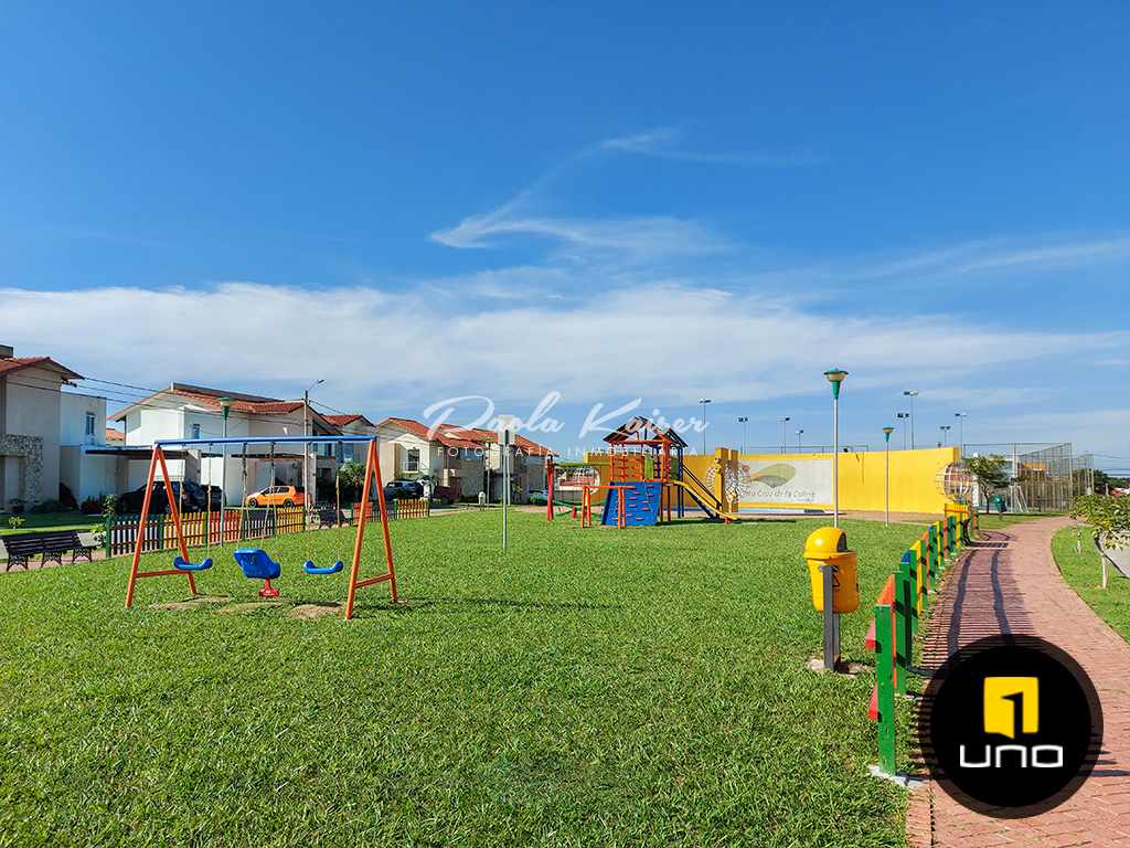 Casa en Urubó en Santa Cruz de la Sierra 4 dormitorios 4 baños 8 parqueos Foto 2