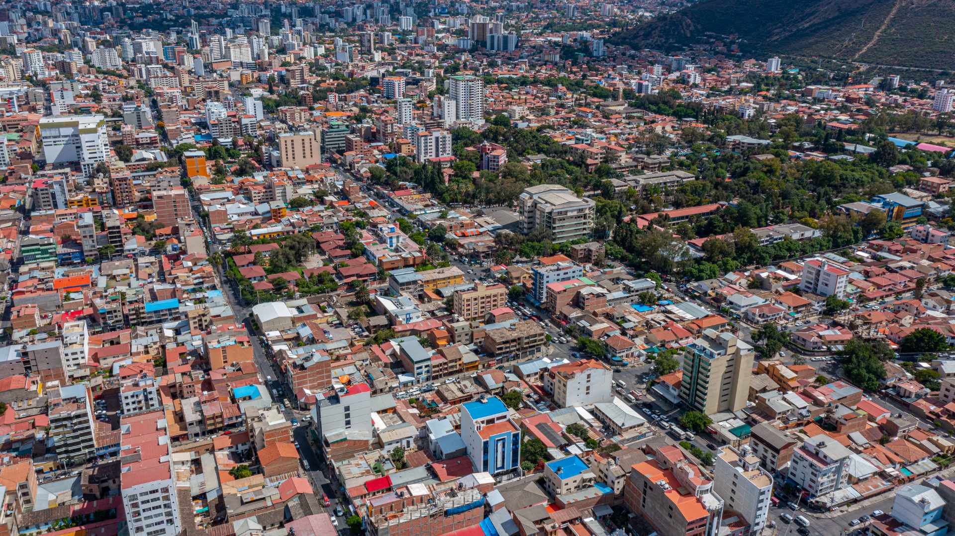 Terreno en VentaC. Ladislao Cabrera entre Av. Oquendo y 16 de Julio- Centro  Foto 10