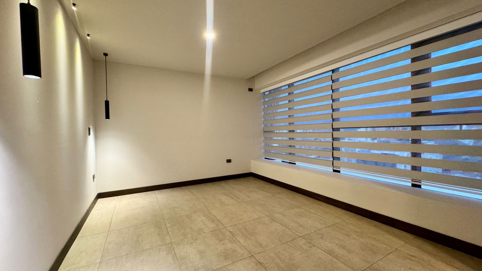 Departamento en Equipetrol en Santa Cruz de la Sierra 2 dormitorios 3 baños  Foto 12