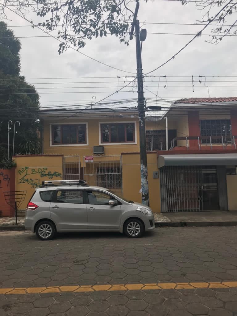 Casa en Centro en Santa Cruz de la Sierra 2 dormitorios 2 baños 1 parqueos Foto 10