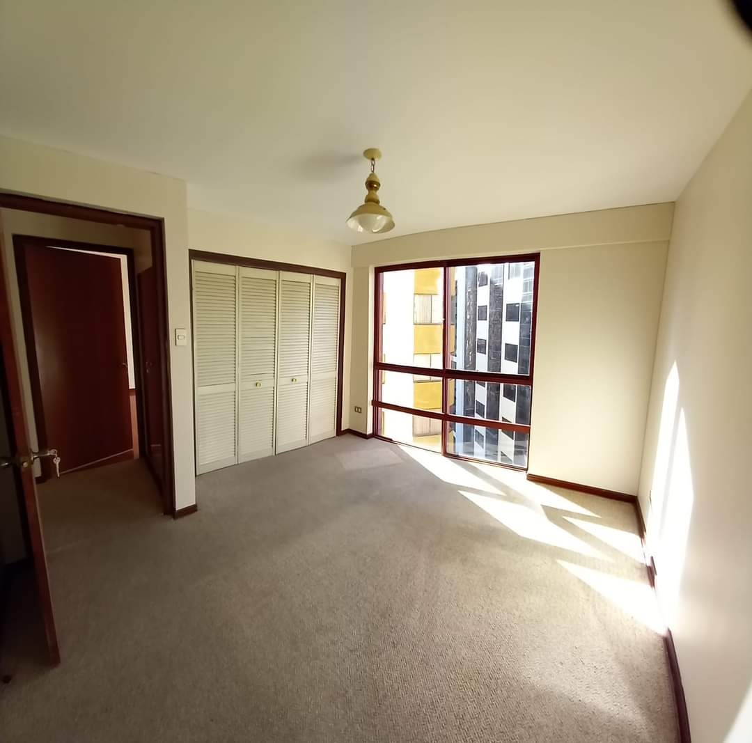 Departamento en VentaMiraflores - Calle Cuba  Foto 13