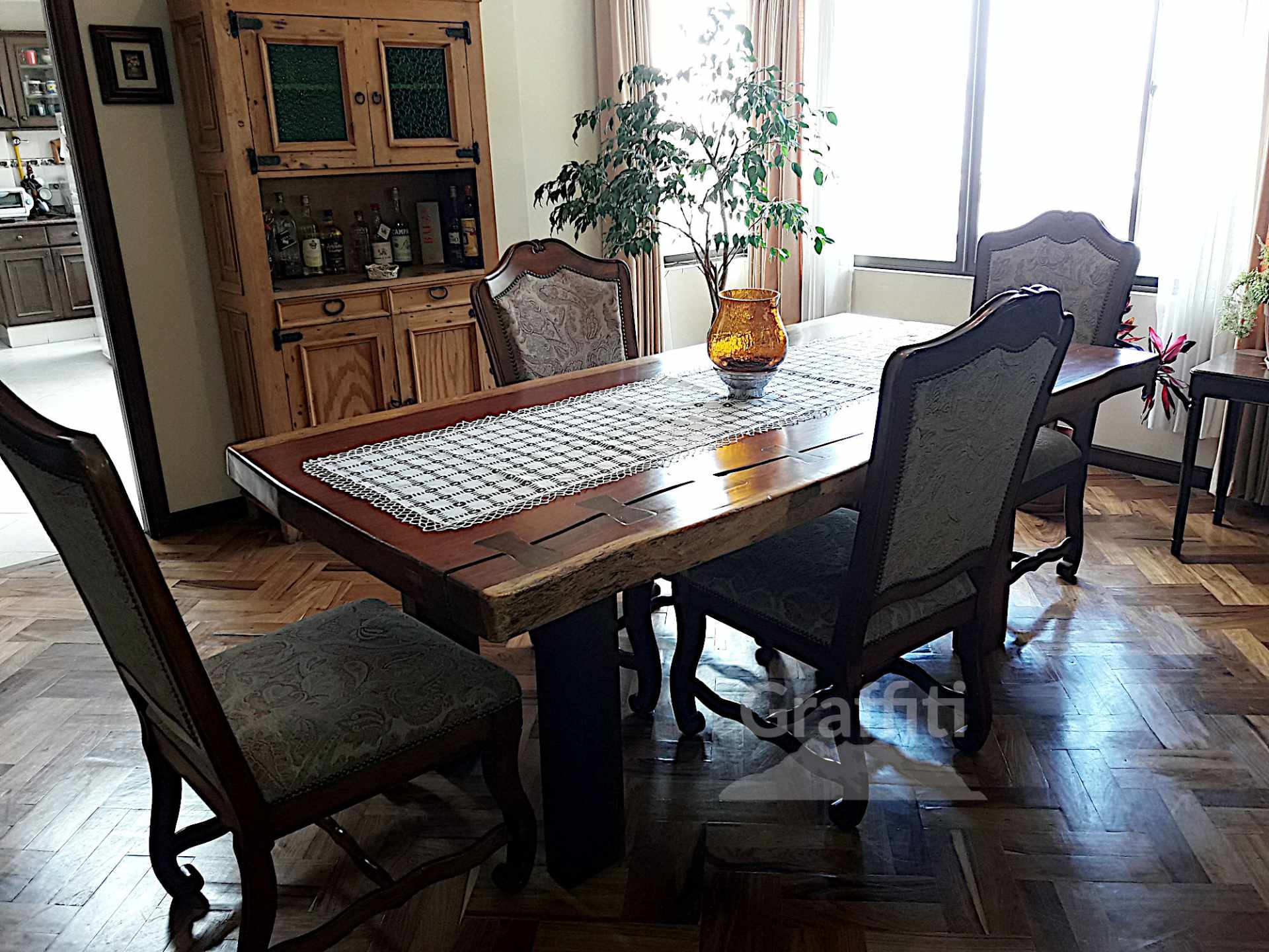 Departamento en Venta﻿Departamento en Venta- Achumani
 3 dormitorios 5 baños 2 parqueos Foto 2