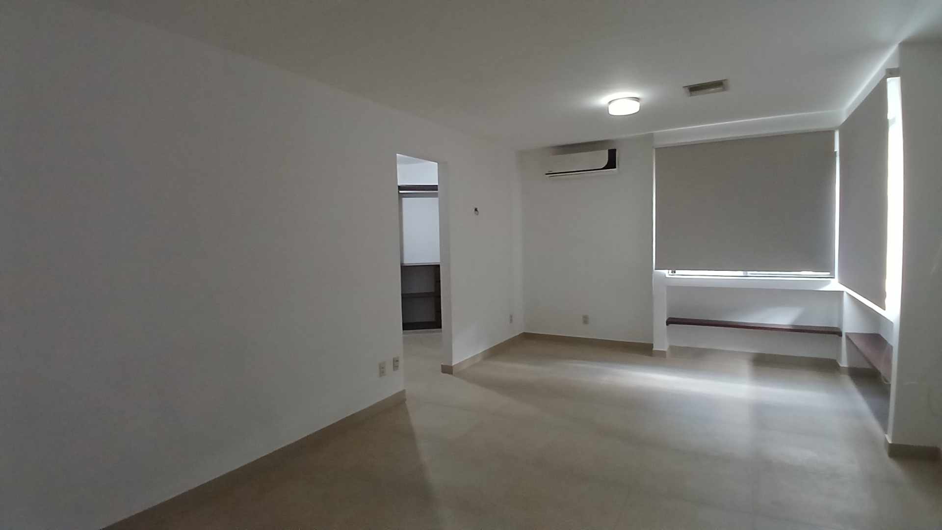 Casa en Entre 5to y 6to anillo Norte en Santa Cruz de la Sierra 4 dormitorios 4 baños 3 parqueos Foto 11