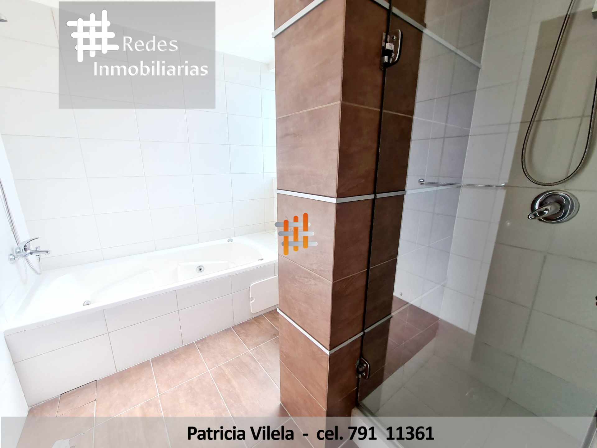 Departamento en AlquilerDEPARTAMENTO AMOBLADO EN ALQUILER CALACOTO  4 dormitorios 6 baños 1 parqueos Foto 17