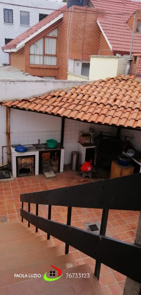 Casa en Seguencoma en La Paz 3 dormitorios 6 baños 5 parqueos Foto 6