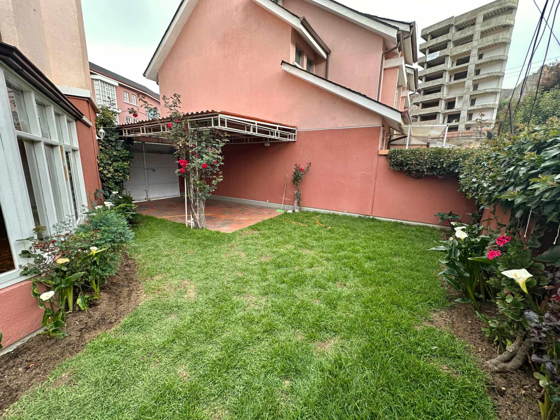 Casa en VentaCALACOTO CALLE 21 4 dormitorios 5 baños 3 parqueos Foto 2