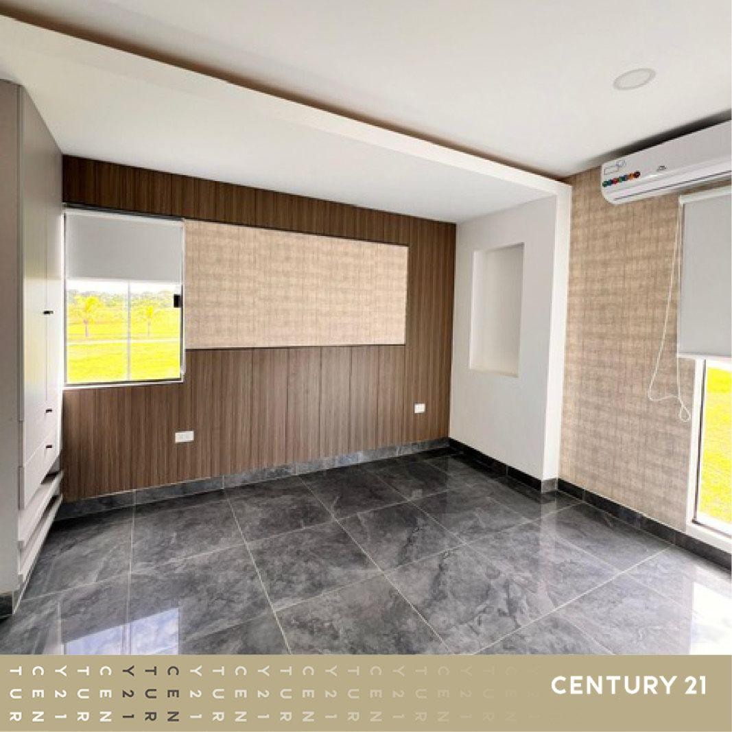 En Venta a $us 240,000 Foto 10