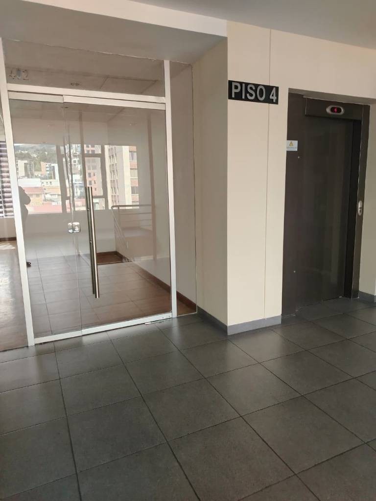 Oficina en AlquilerCALACOTO, CALLE 22 Foto 2