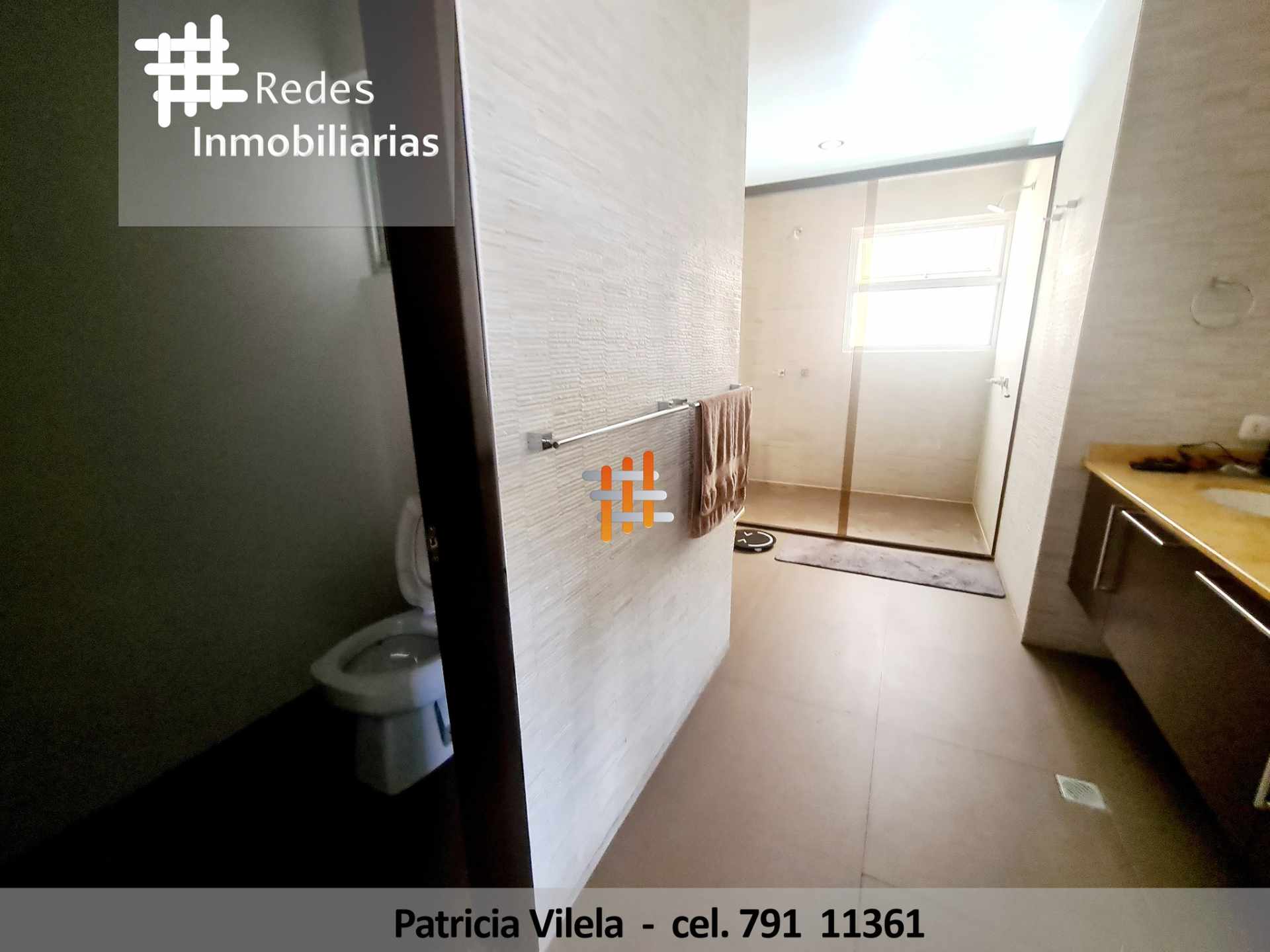 Departamento en VentaHERMOSO PENT HOUSE DUPLEX EN VENTA SOBRE LA AV. COSTANERA CON 92 m2 TERRAZA 3 dormitorios 5 baños 3 parqueos Foto 20