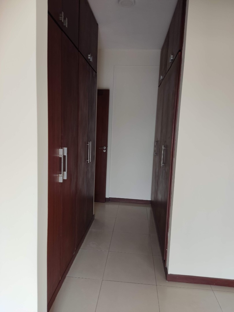 Departamento en AlquilerAV. BENI ENTRE 4TO. Y 5TO
ANILLO CALLE MARÍA LUISA CASTRO, CONDOMINIO NORTE 3 dormitorios 4 baños 1 parqueos Foto 6