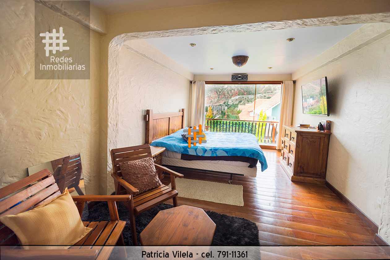 Casa en La Florida en La Paz 3 dormitorios 5 baños 3 parqueos Foto 4