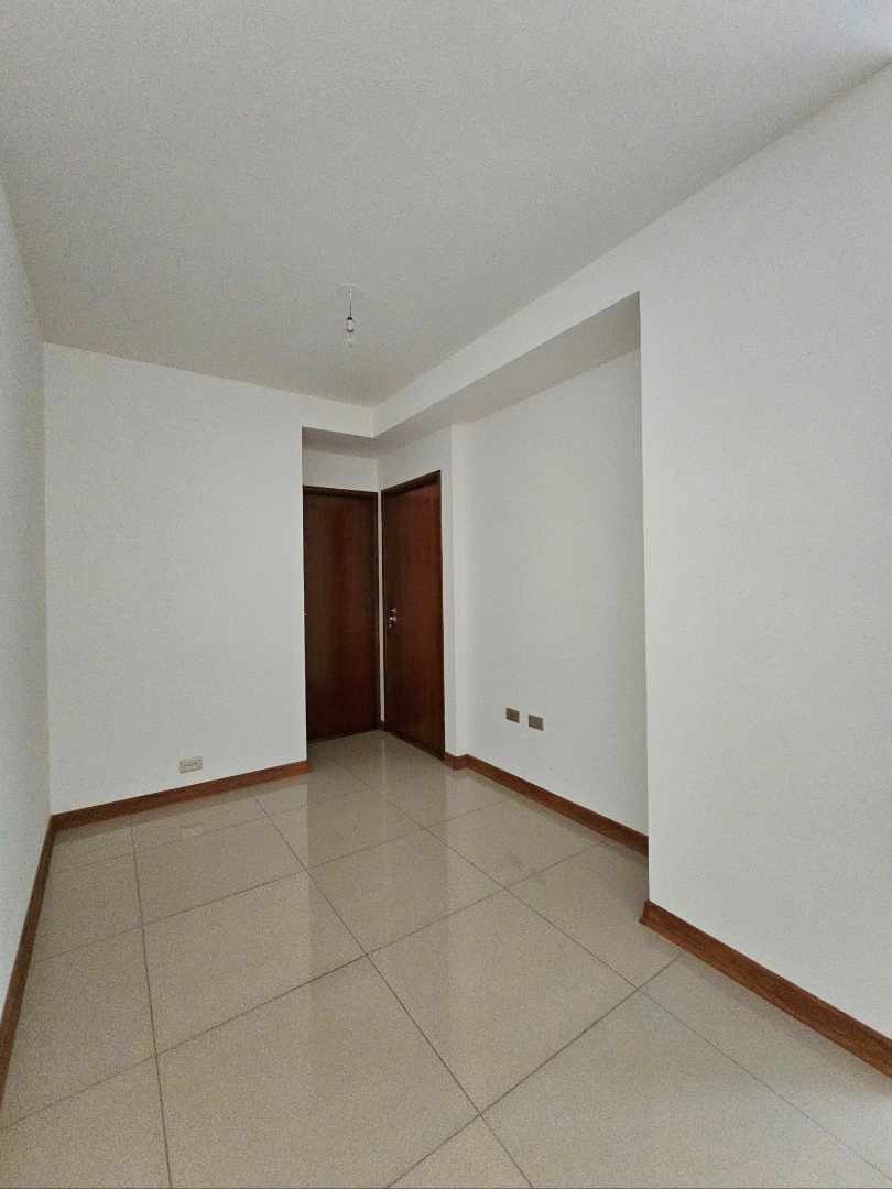En Venta a $us 155,000 Foto 5