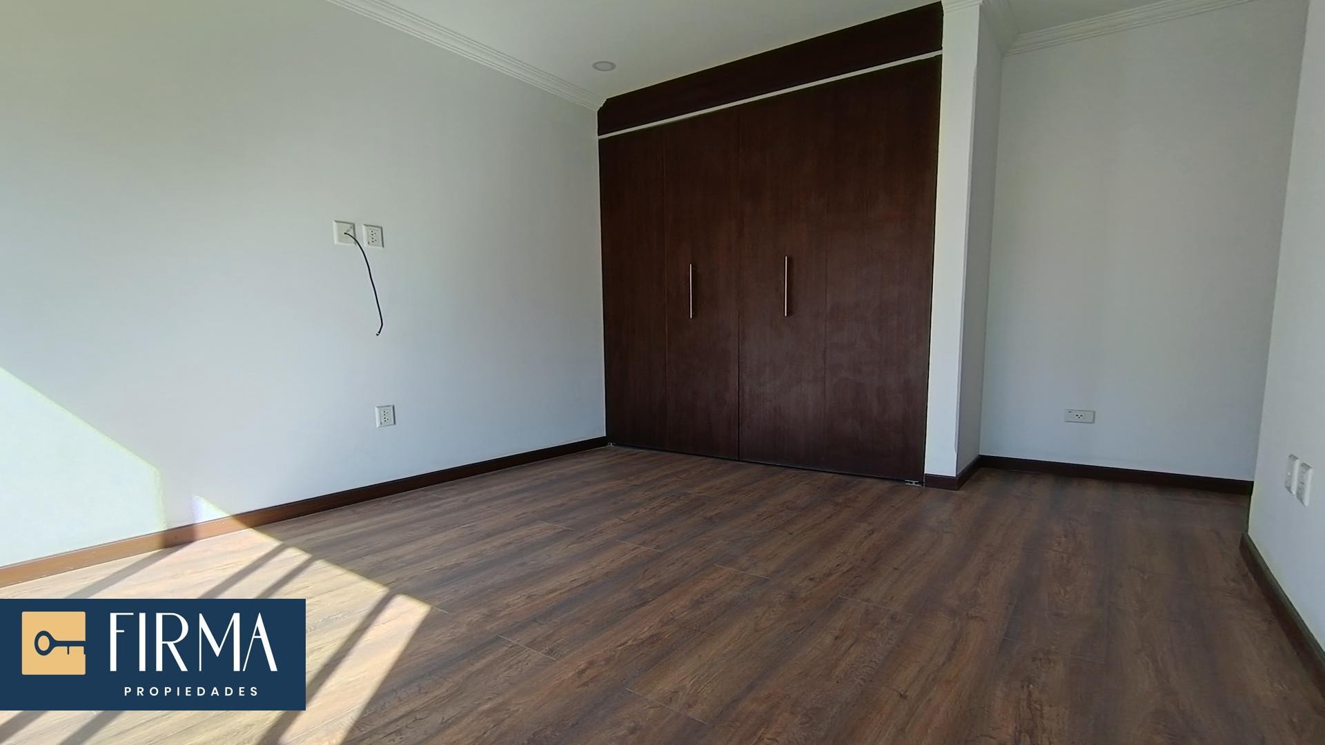 Departamento en AlquilerAchumani  2 dormitorios 3 baños 1 parqueos Foto 6