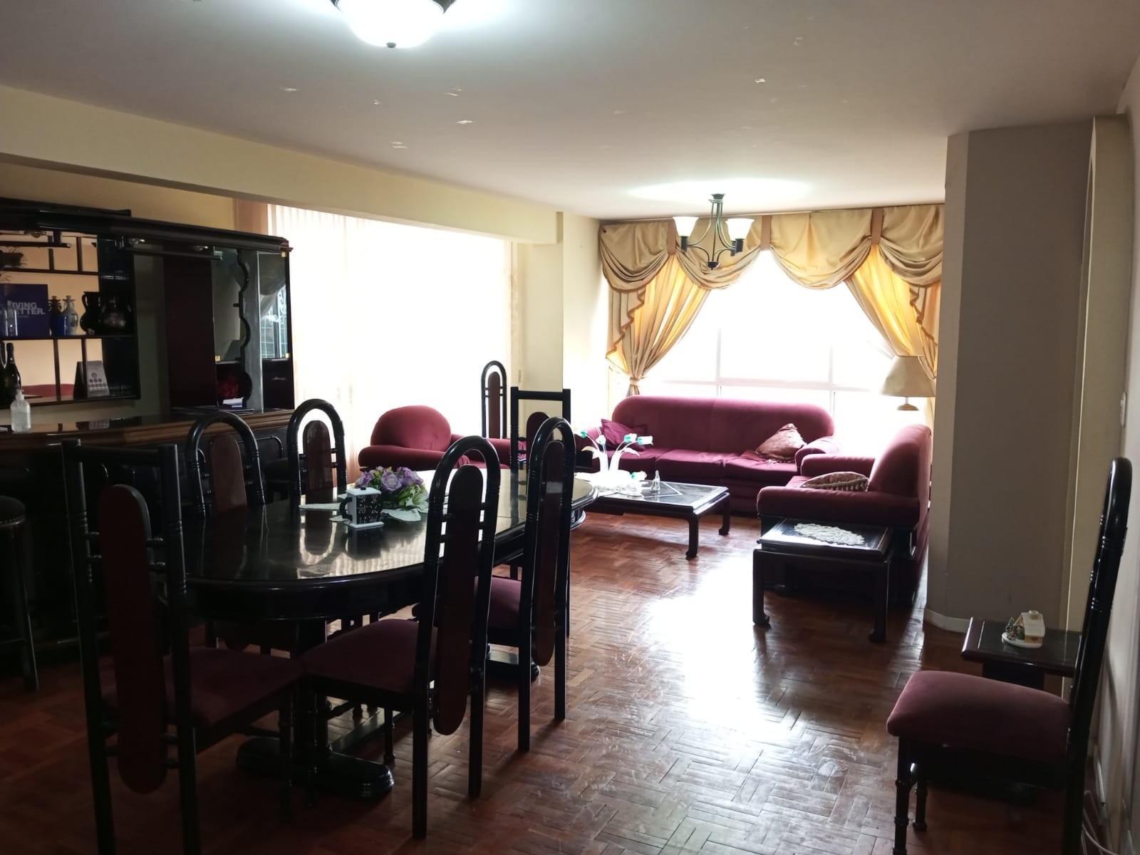 Departamento $US.500.- DEPARTAMENTO AMOBLADO + GARAJE AV. AMERICA Z/ARANJUEZ Foto 4