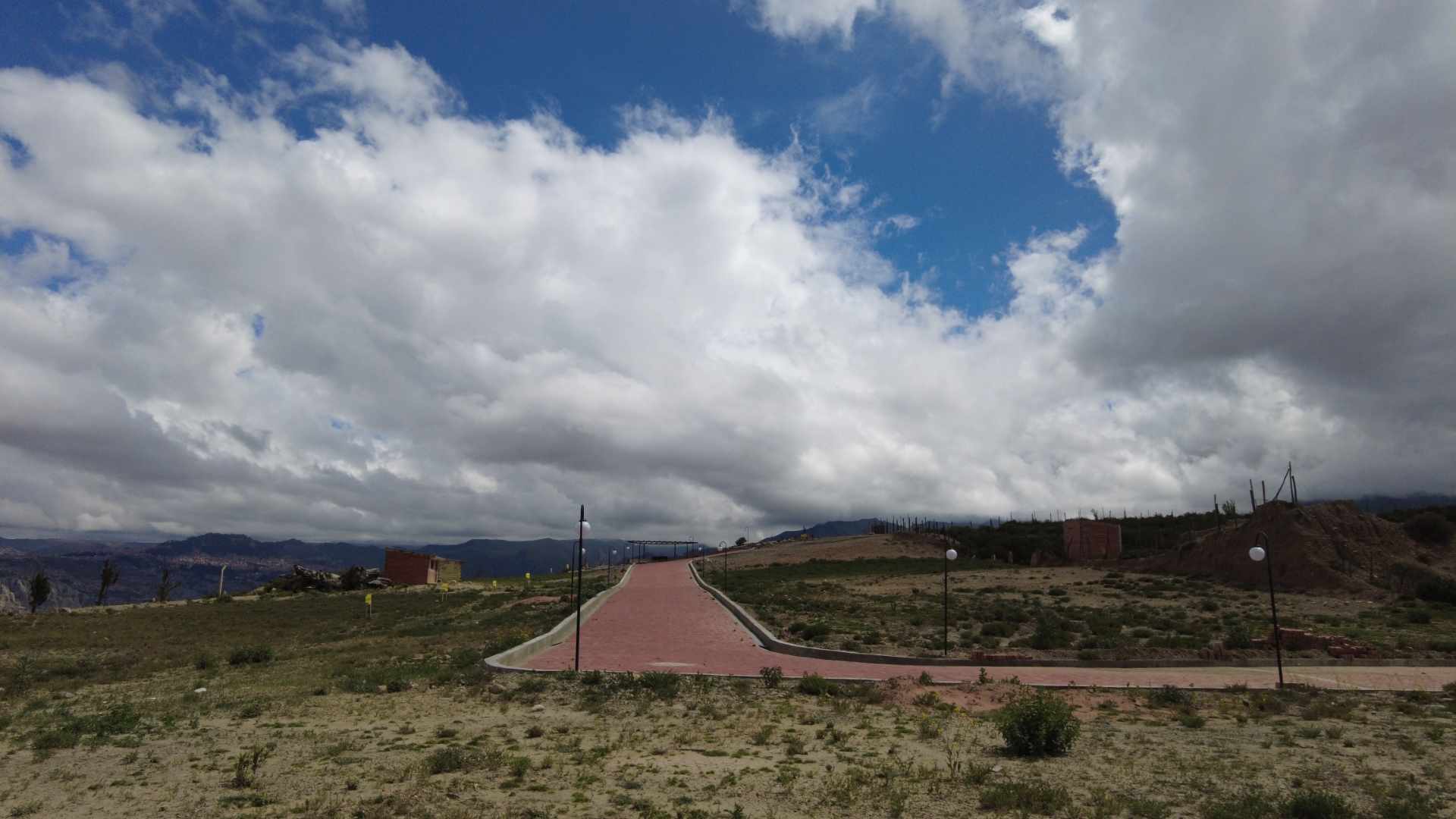 Terreno en Auquisamaña en La Paz    Foto 3