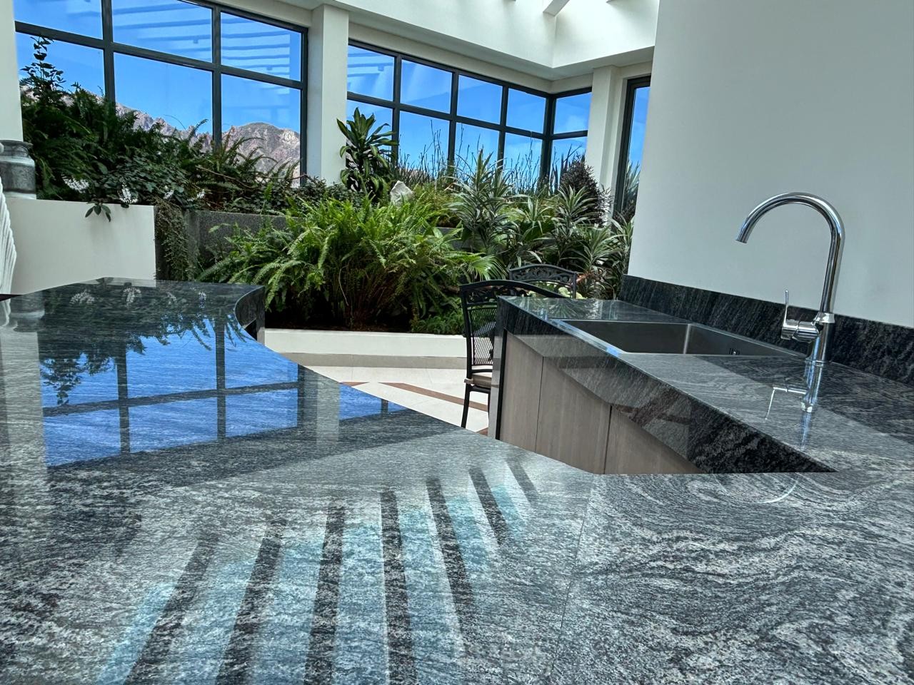 En Alquiler a $us 1,200 Foto 9