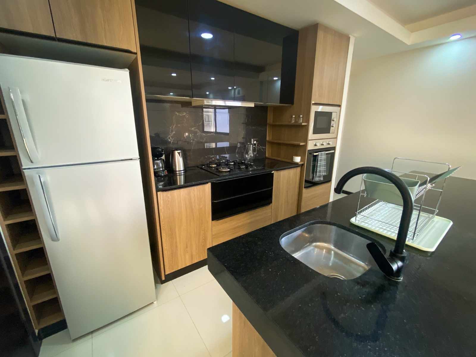 Departamento en Equipetrol en Santa Cruz de la Sierra 2 dormitorios 3 baños 1 parqueos Foto 5