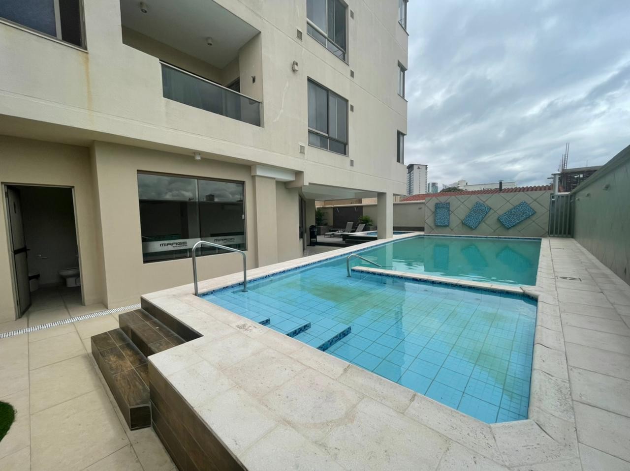 Departamento en Sirari en Santa Cruz de la Sierra 3 dormitorios 2 baños 1 parqueos Foto 14