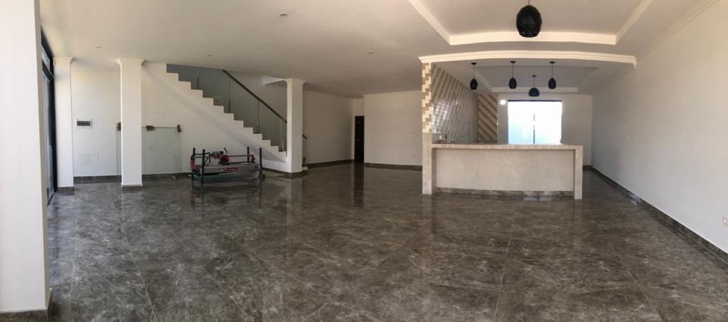 Casa en VentaCondomonio Valle Norte 2 Av. Banzer 8vo anillo 4 dormitorios 3 baños 2 parqueos Foto 3