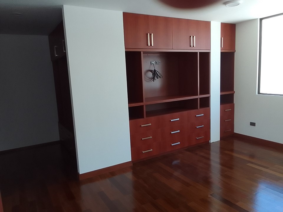 Casa en Venta🏡🌈😀 CASA EN VENTA “A ESTRENAR”, SEQUOIA, LA PAZ, BOLIVIA Foto 23