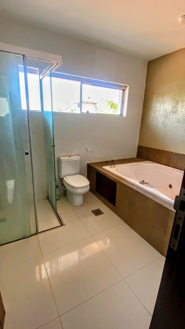 Casa en Alquiler Jardines del Urubó II Foto 8