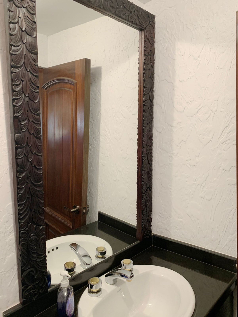 Casa en Achumani en La Paz 4 dormitorios 6 baños 2 parqueos Foto 5