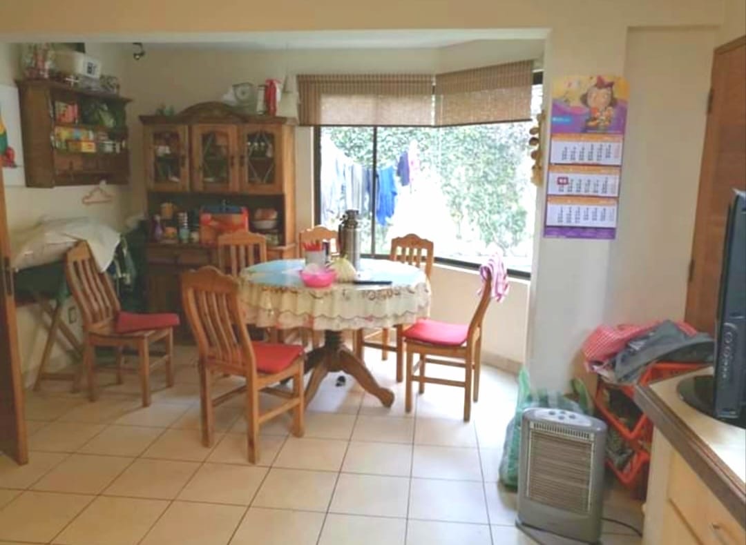 Casa en Cota Cota en La Paz 3 dormitorios 4 baños 2 parqueos Foto 6
