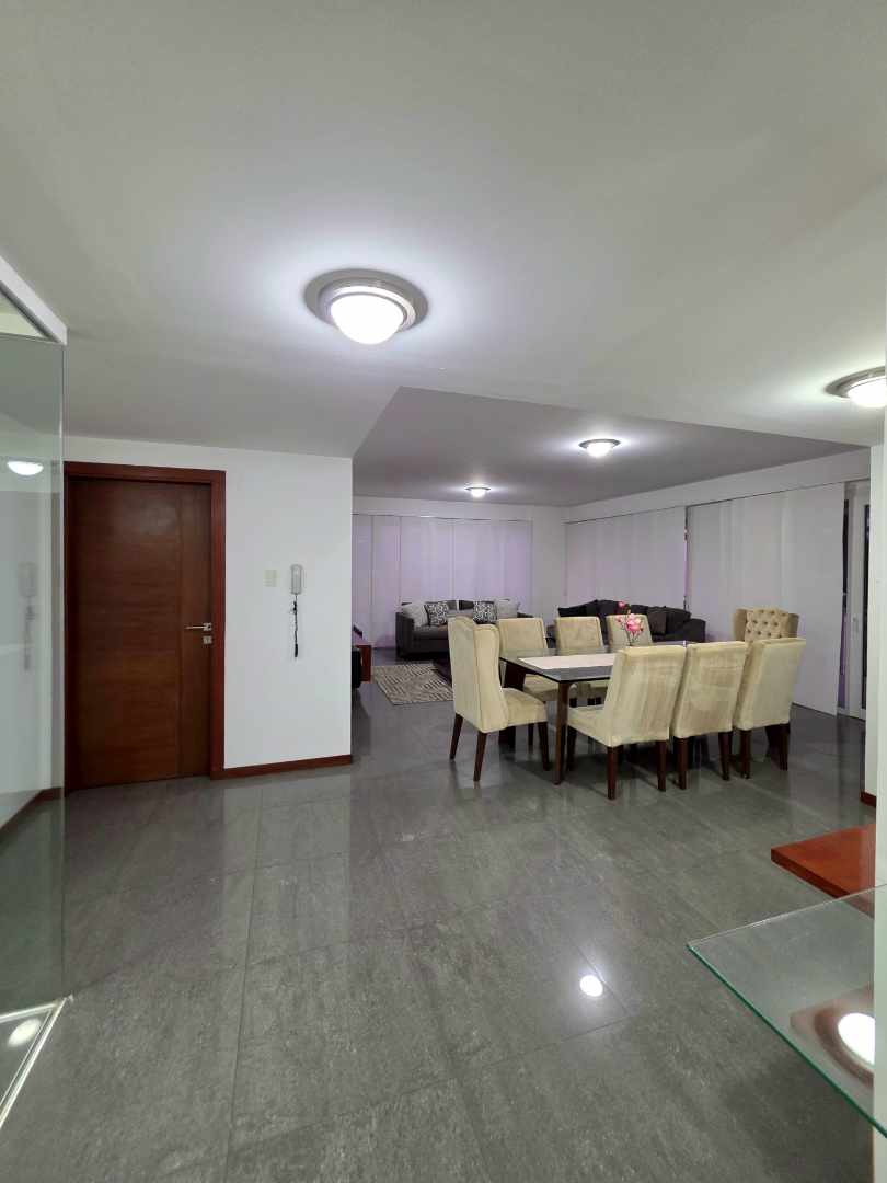 Departamento en Equipetrol en Santa Cruz de la Sierra 1 dormitorios 2 baños 1 parqueos Foto 17