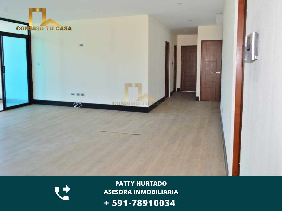 Oficina en San Miguel en La Paz 4 dormitorios 4 baños  Foto 1