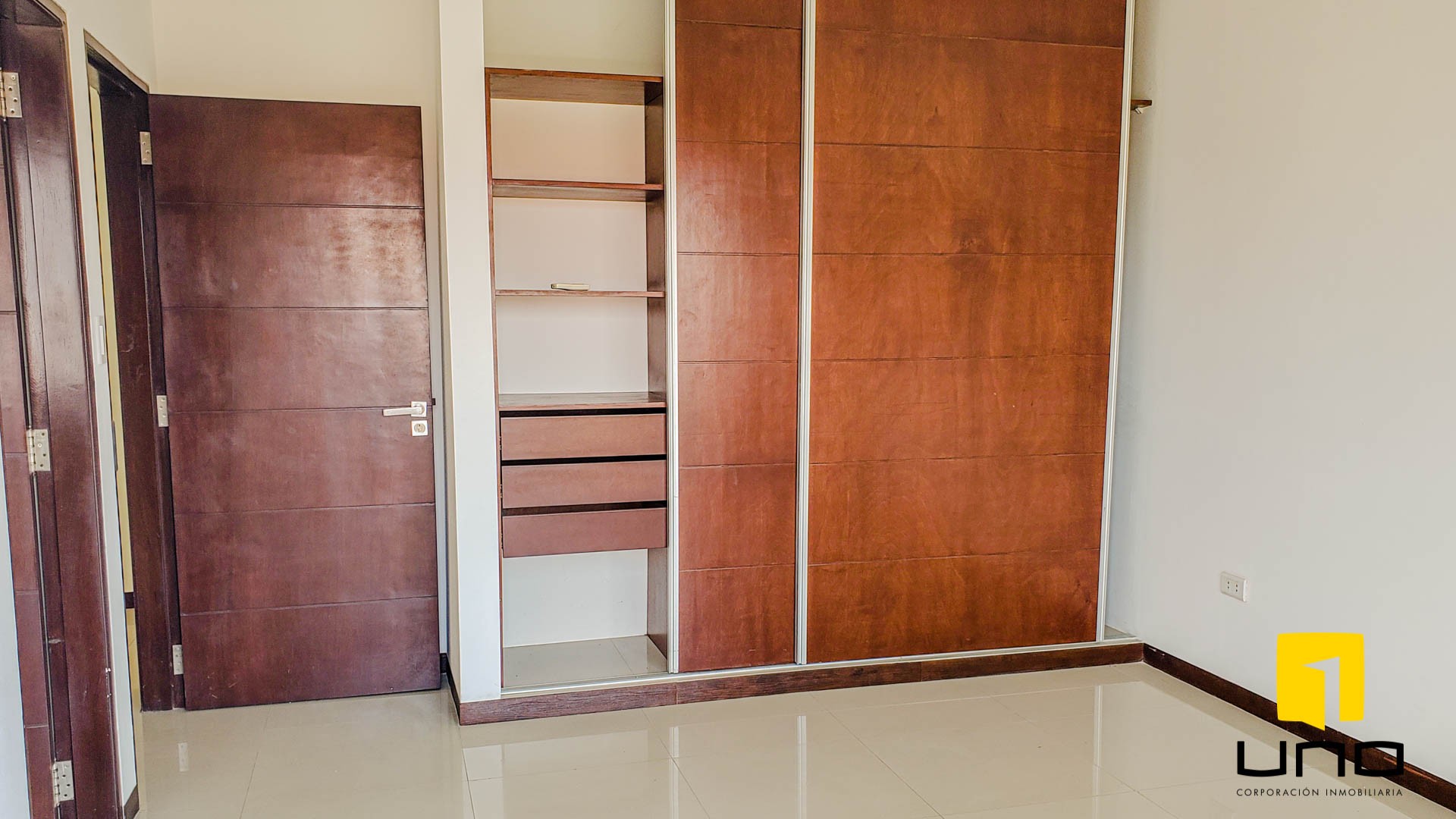 Casa CONDOMINIO LAS BRISAS MODERNA CASA EN VENTA Foto 10