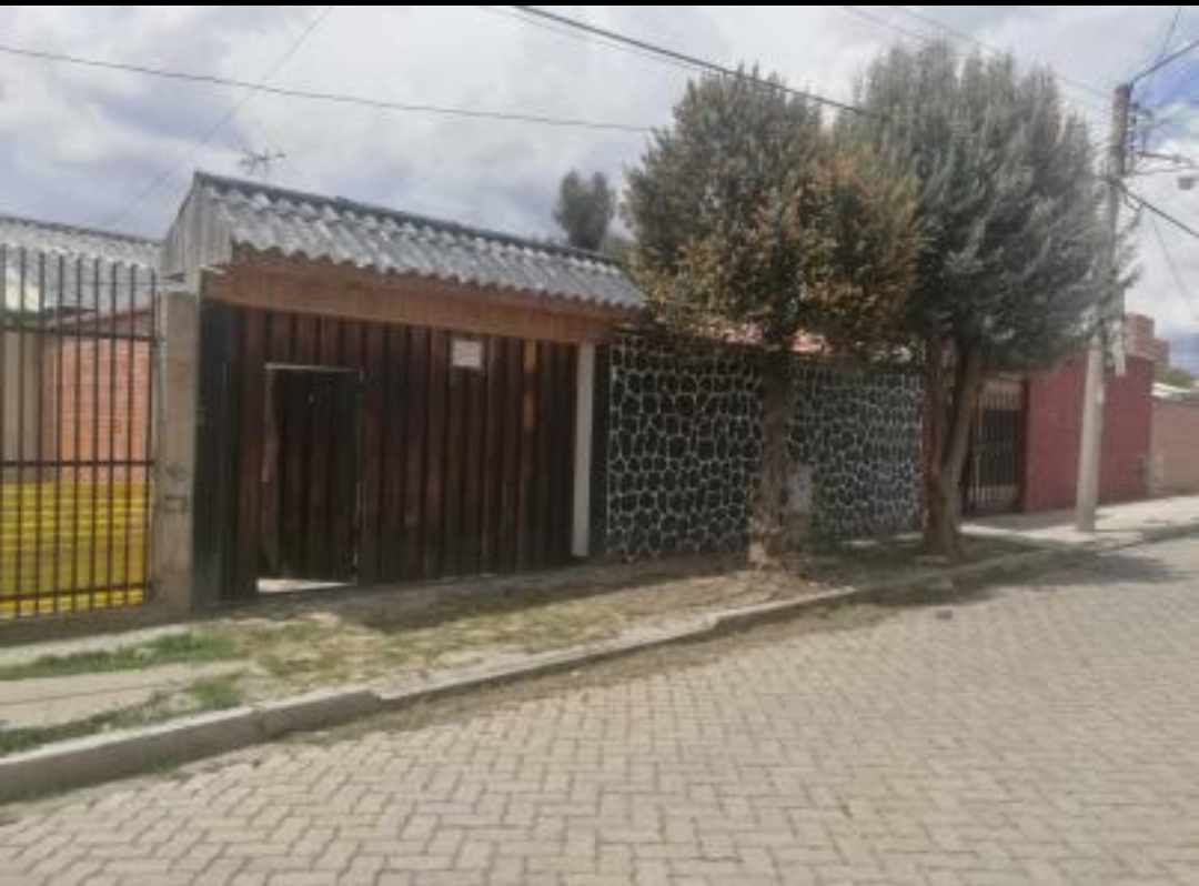 Casa Av. Jose Zagoneta/ El Alto Foto 1